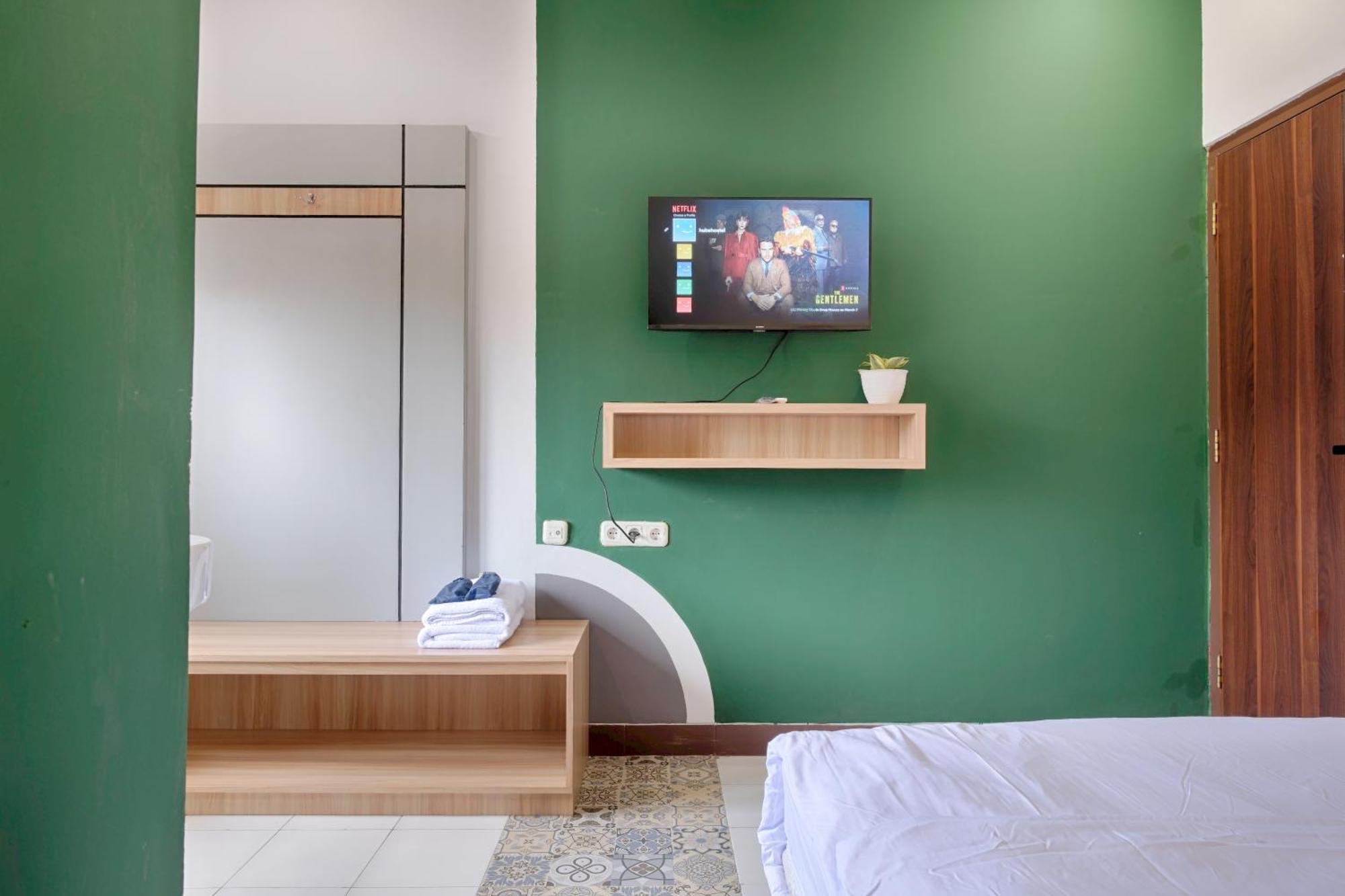 Hubs Hostel Yogyakarta Exteriör bild
